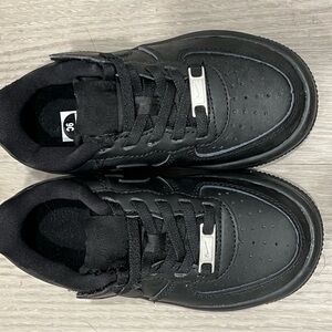 Nike Kids Black Sneakers